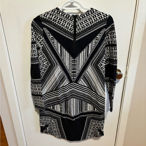 H&M Geometric bodycon crew neck dress - Picture 5 of 6